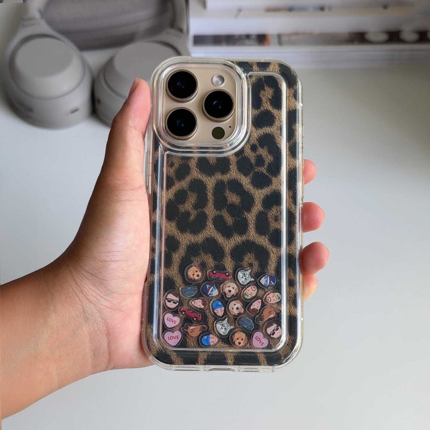 Shaker Case™ with Chic Cheetah Case Design